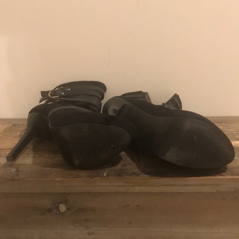 Women’s Black Booties, worn once! - Picture 2 of 3